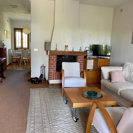 Residenza Rugiada * 利尼亚诺萨比亚多罗